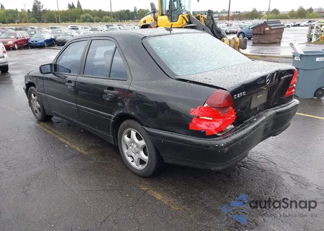 2000 Mercedes-Benz C 230 Kompressor from USA, damaged, VIN WDBHA24G8YA821547